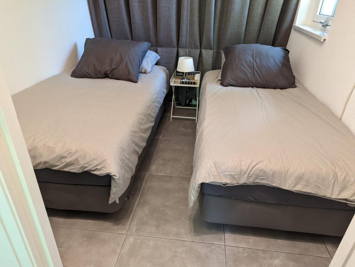 Luxe Bungalow "Zomeroord" Beekbergen Luaran gambar